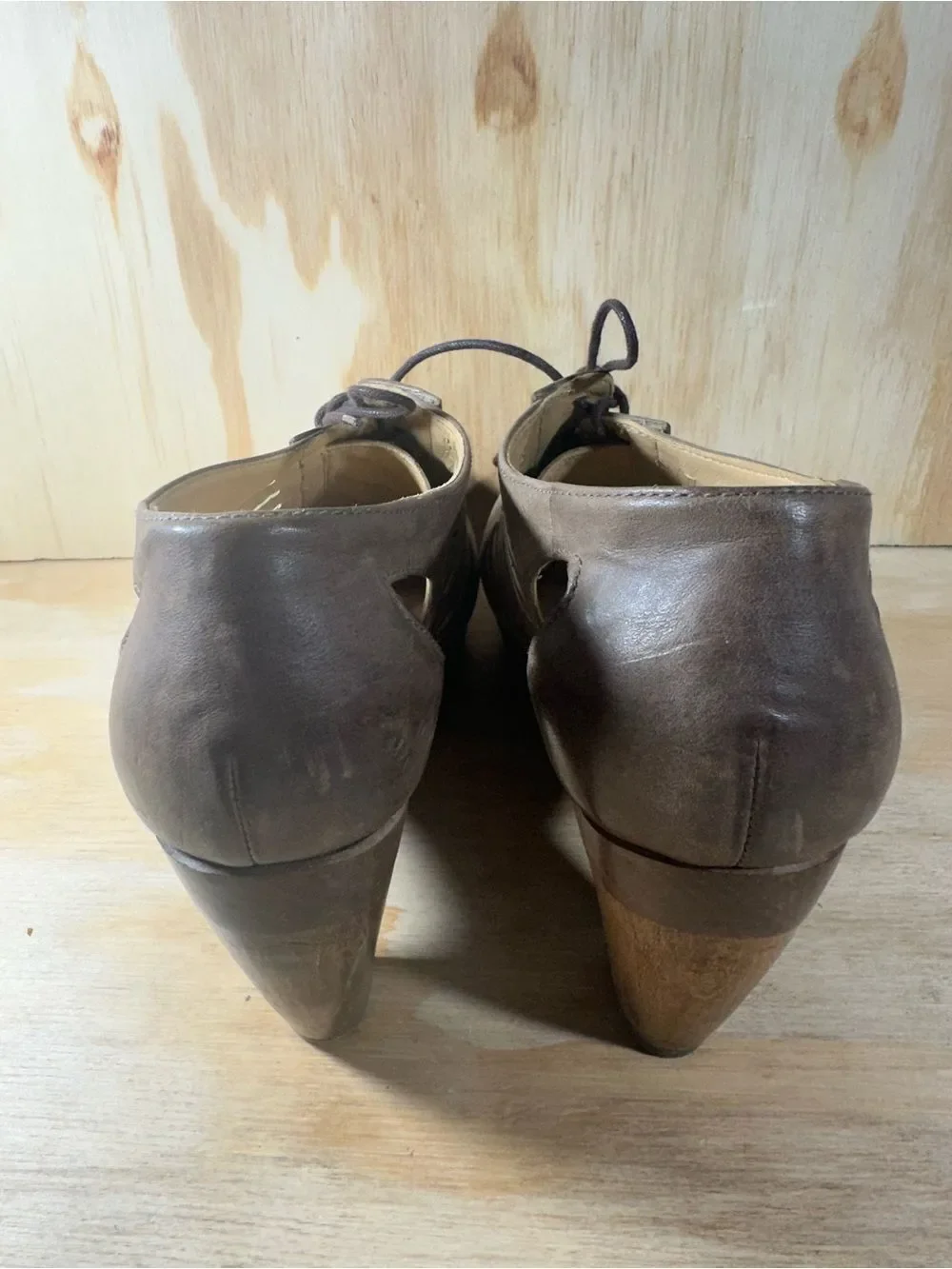 Coclico Lace-Up Cutout Heeled Shoes Women’s Size 6.5